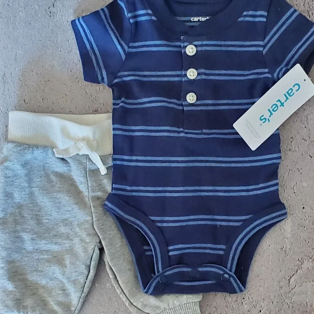 Carter's Baby Boy 2 piece Body Suit & Sweats  Size Newborn  New with Tags